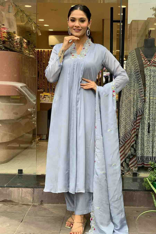 Grey Colour Viscose Chinon Stitched Suit VSSS1113327