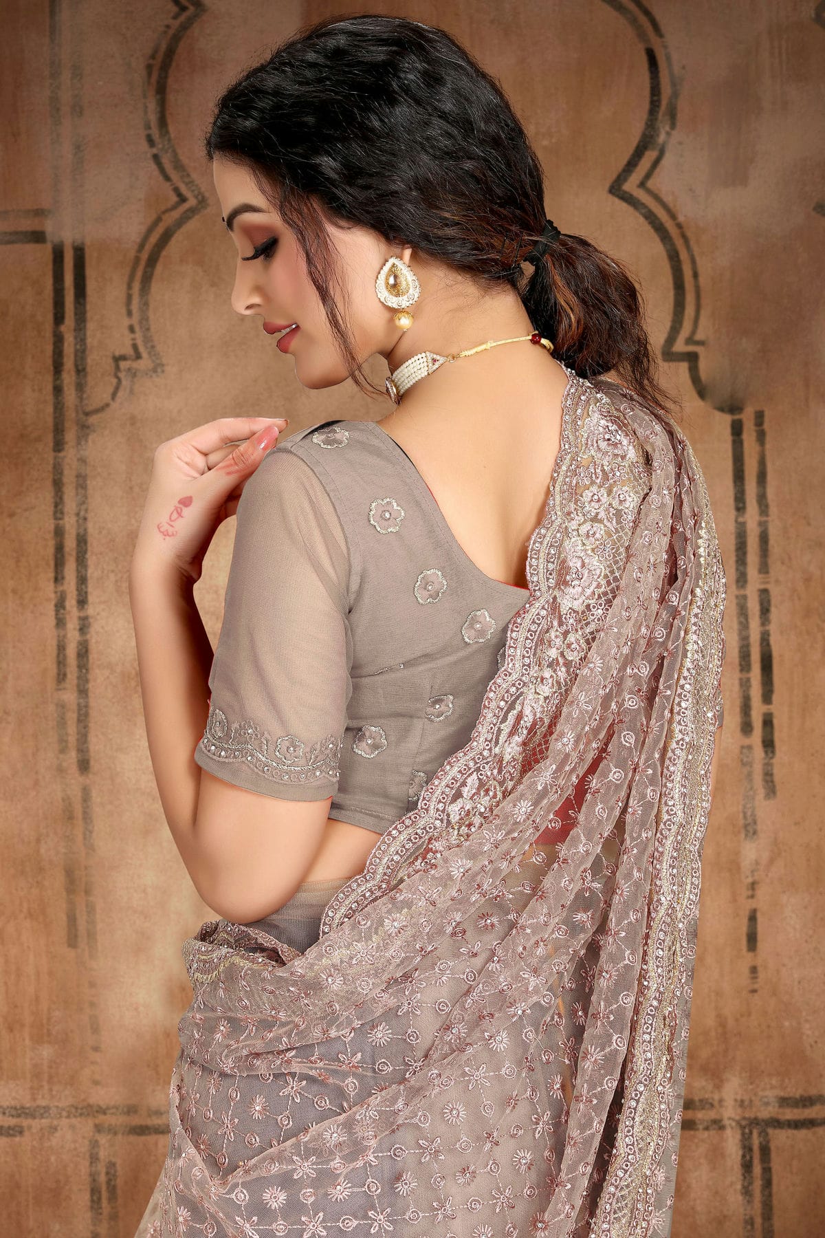 Light Grey Colour Net Saree VSSD1090751