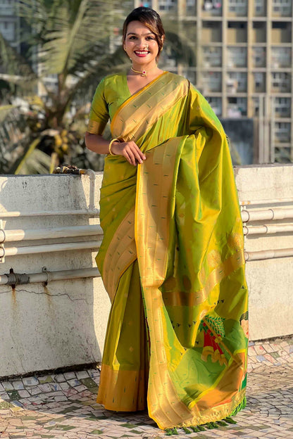 Lime-Green-Colour-Soft-Silk-Traditional-Saree-VSSD1112680