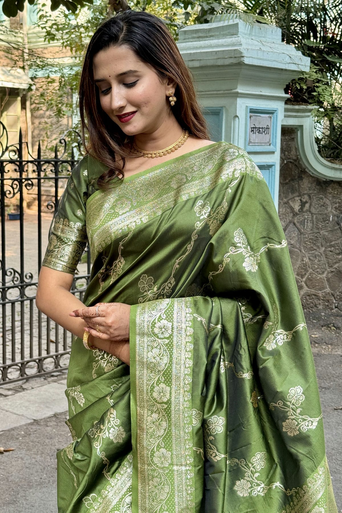 Mehendi Green Colour Banarasi Silk Traditional Saree VSSD1111944
