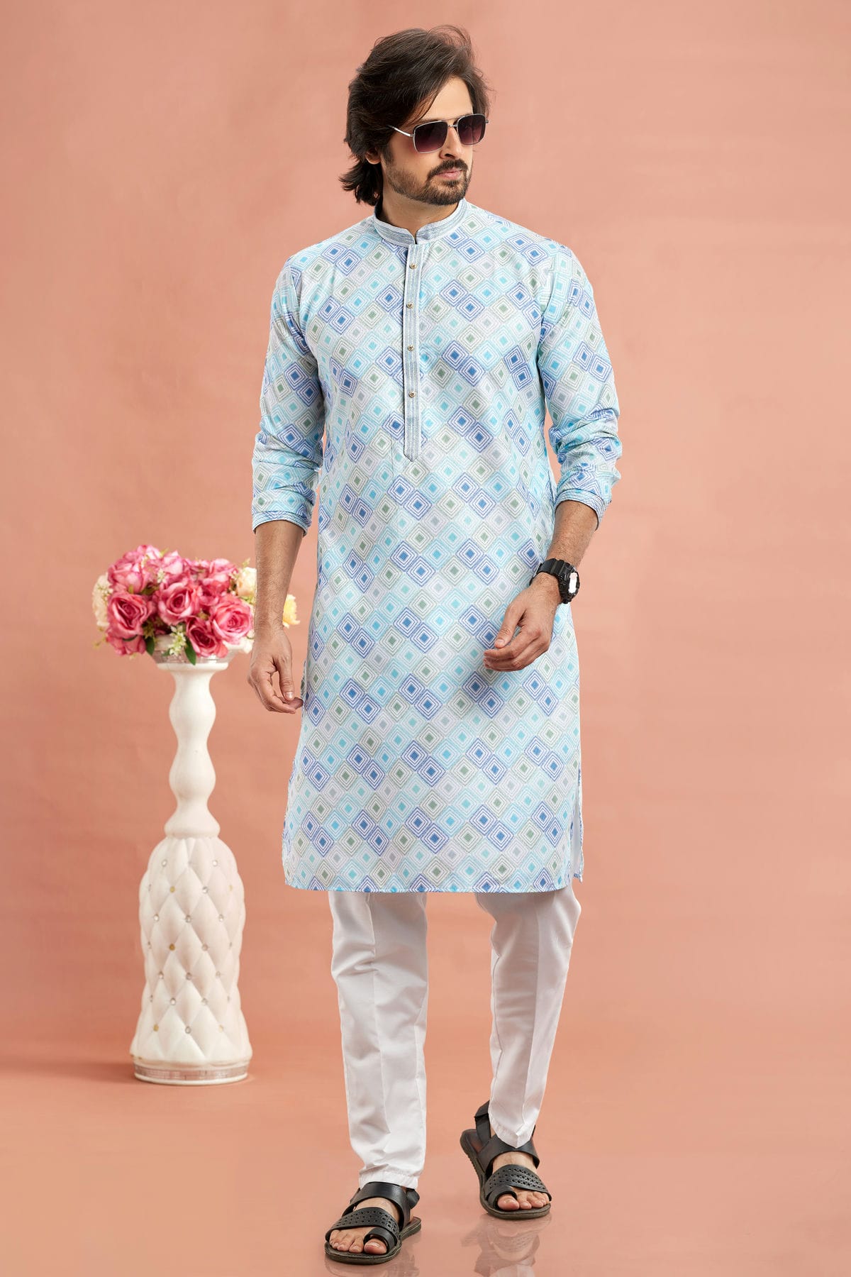 Multicolour Cotton Thread Work Kurta Pajama VSKP1230179