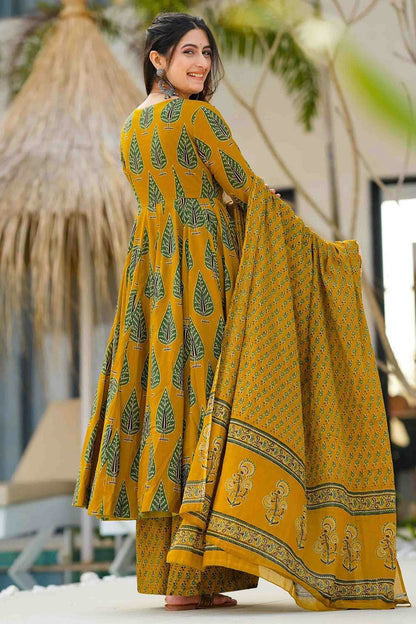 Mustard Colour Muslin Stitched Suit VSSS1113319