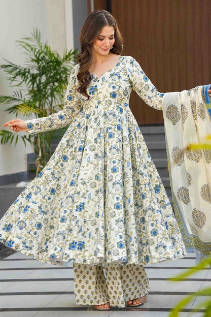 Off White Colour Muslin Stitched Suit VSSS1113316