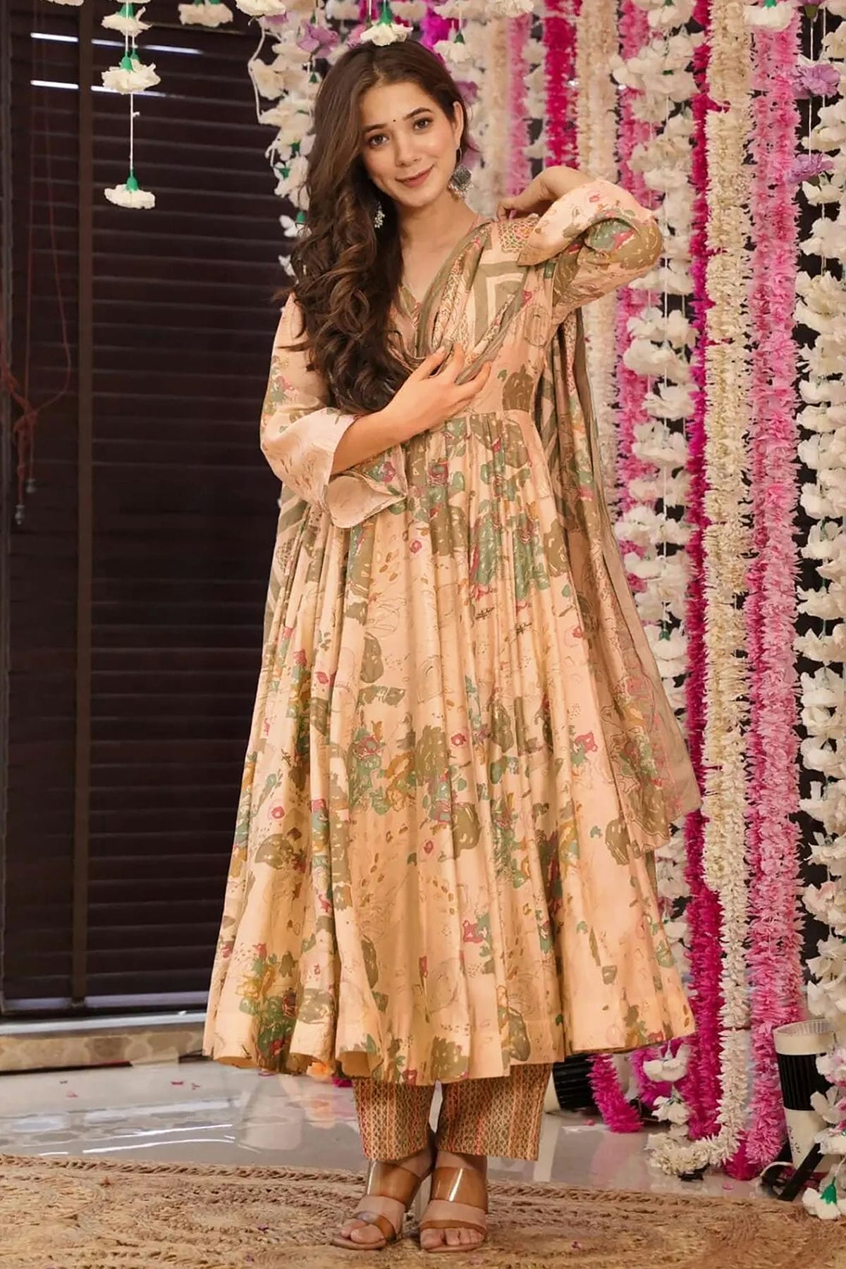 Peach-Colour-Printed-Muslin-Stitched-Suit-VSSS1112463