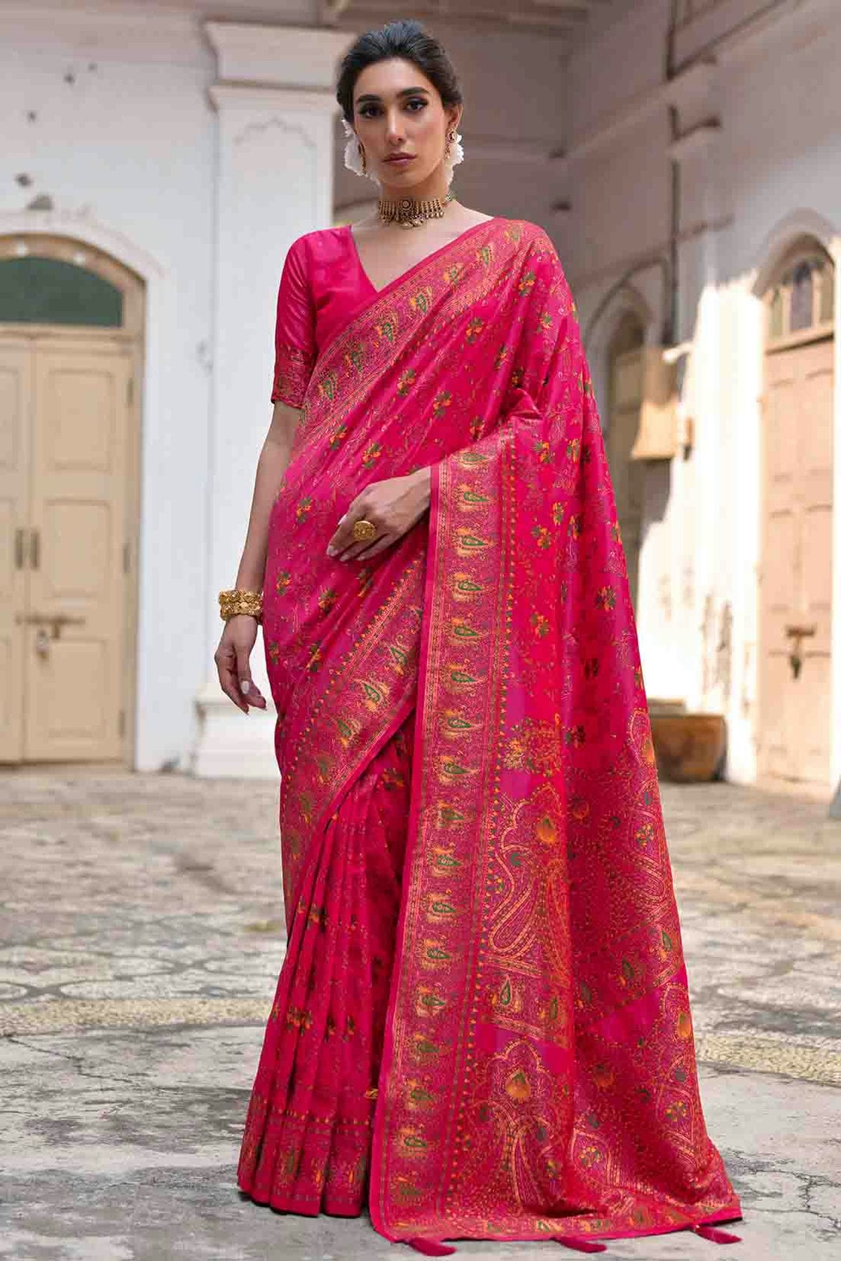 Pink Colour Silk Traditional Saree VSSD1260050