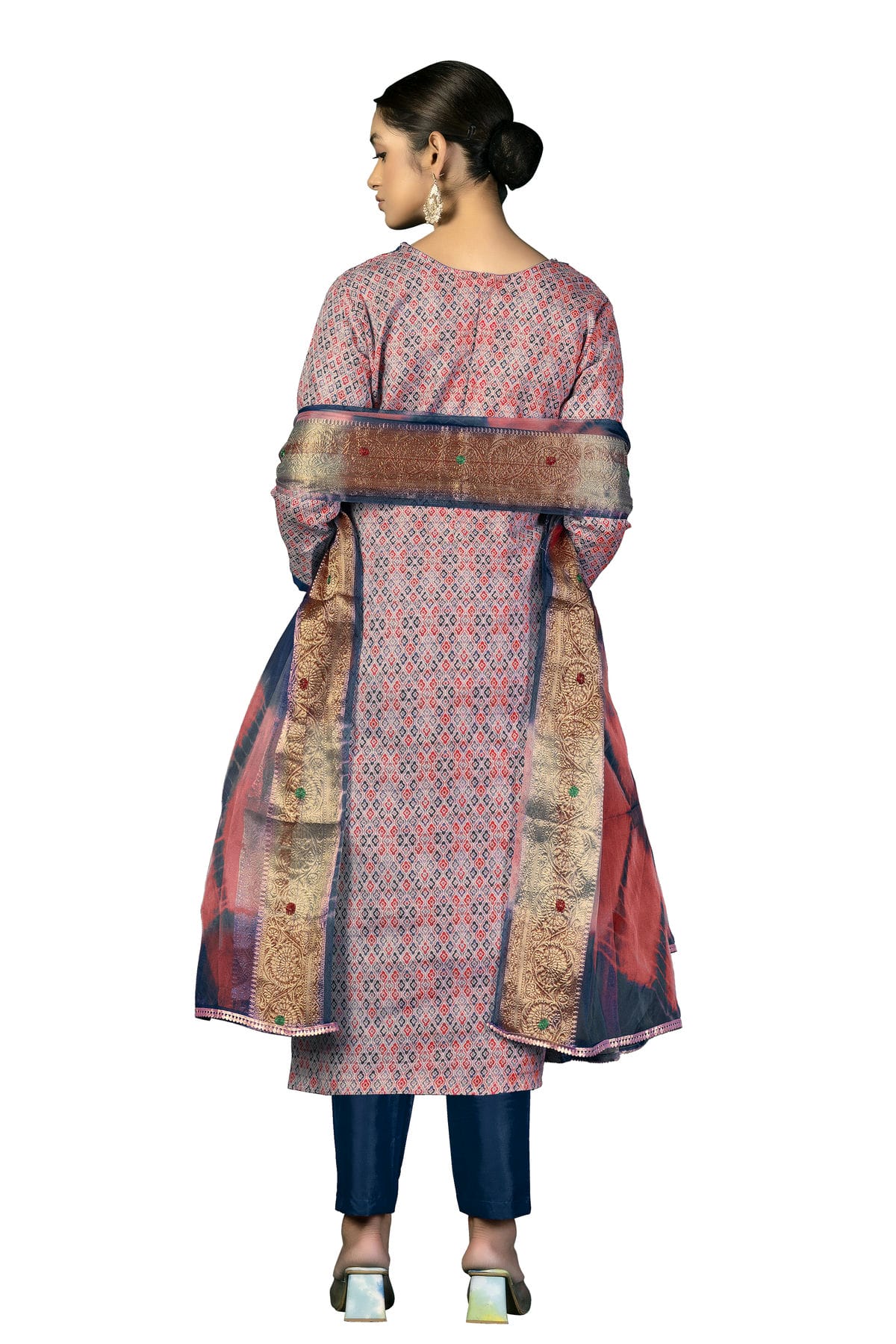 Pink Colour Unstitched Cotton Fabric Straight Suit VSUS1160957