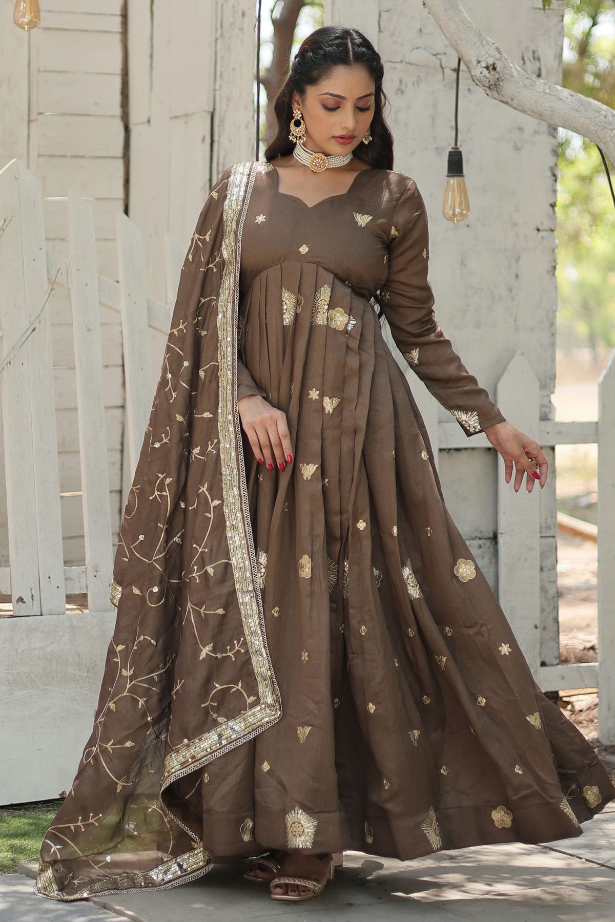 Vichitra Shimmer Readymade Long Gown VSGW1110539