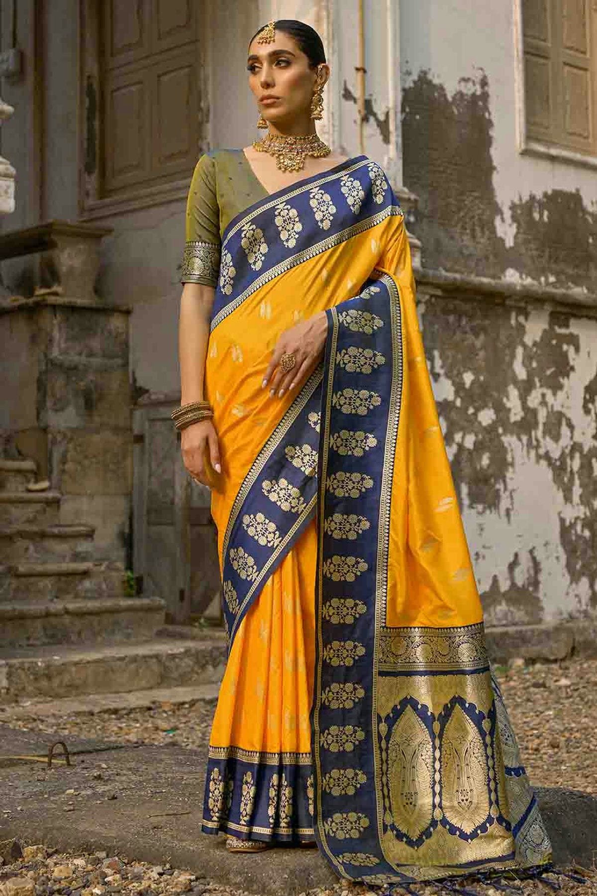 Yellow Colour Kanchi Silk Traditional Saree VSSD1260058