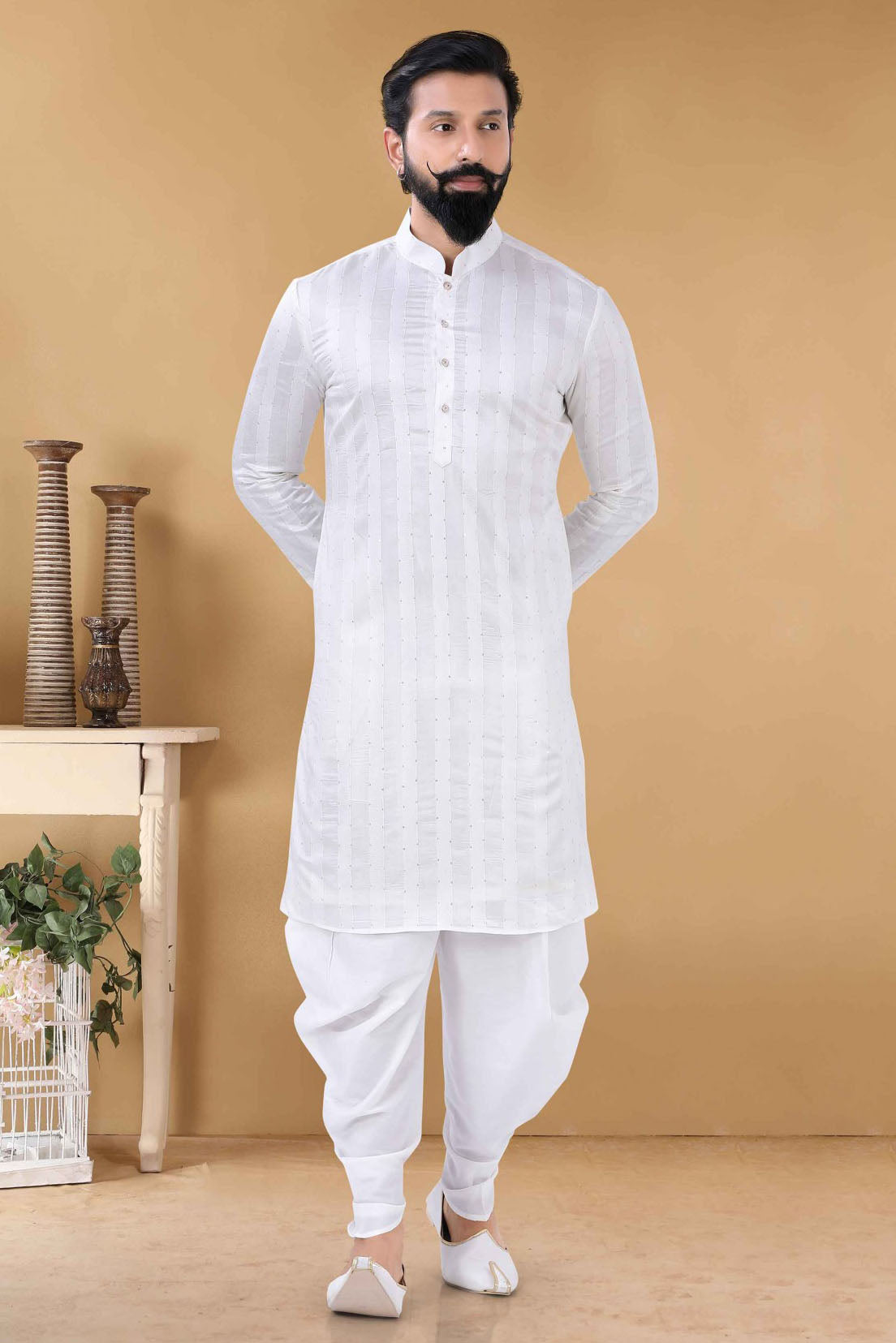 White Colour Georgette Kurta Pajama VSKP1130105
