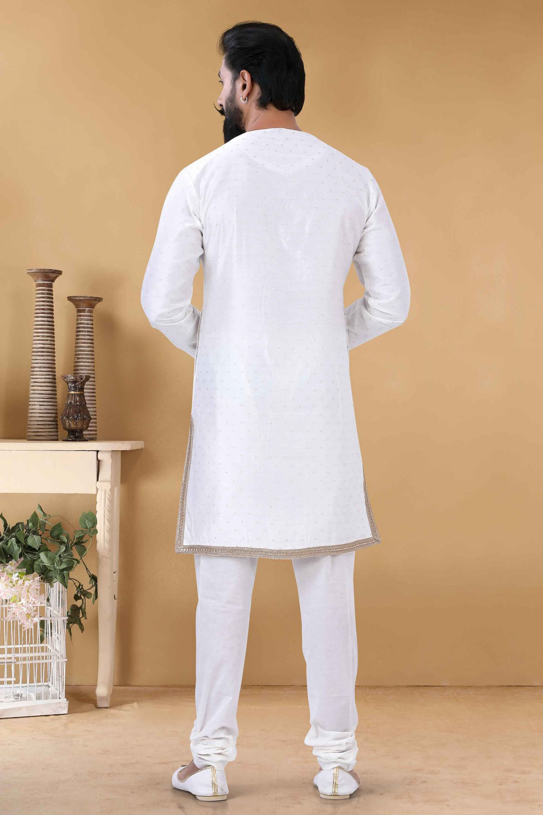 White Colour Silk Kurta Pajama VSKP1130109